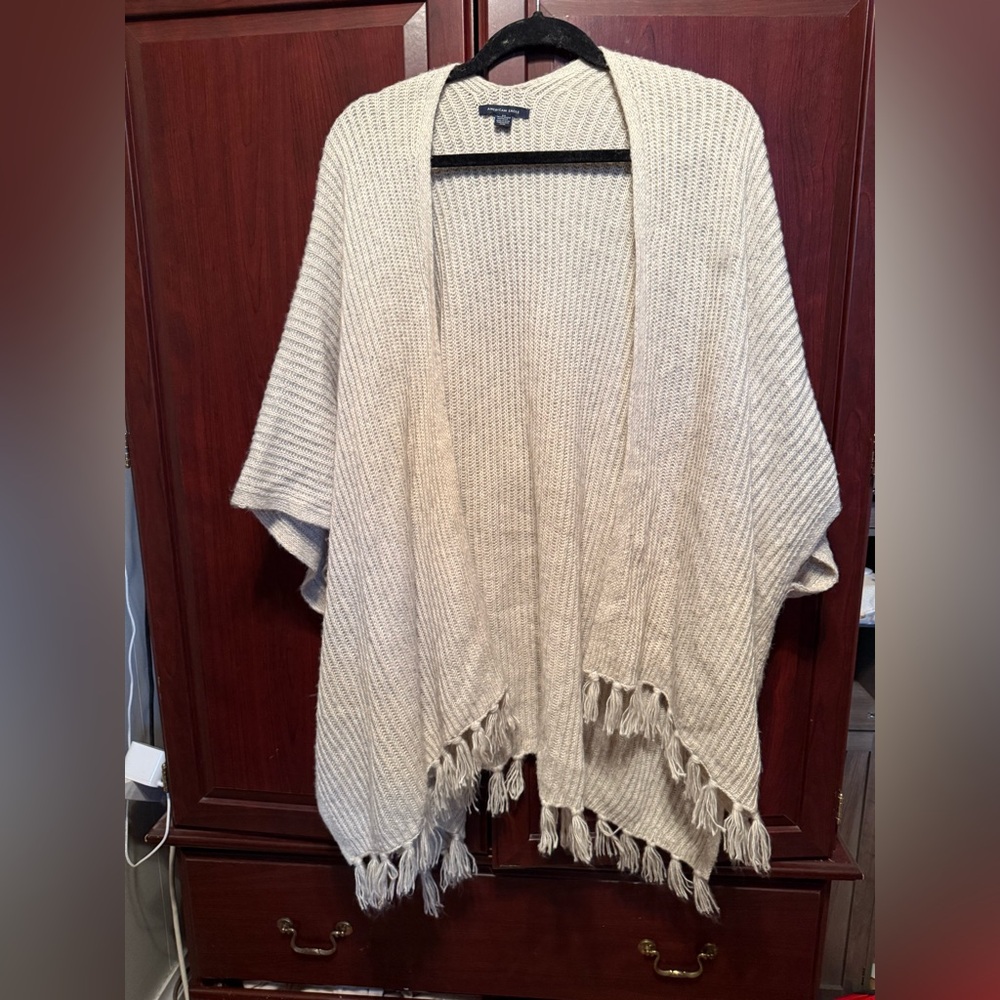 American Eagle Cream Knit Sweater